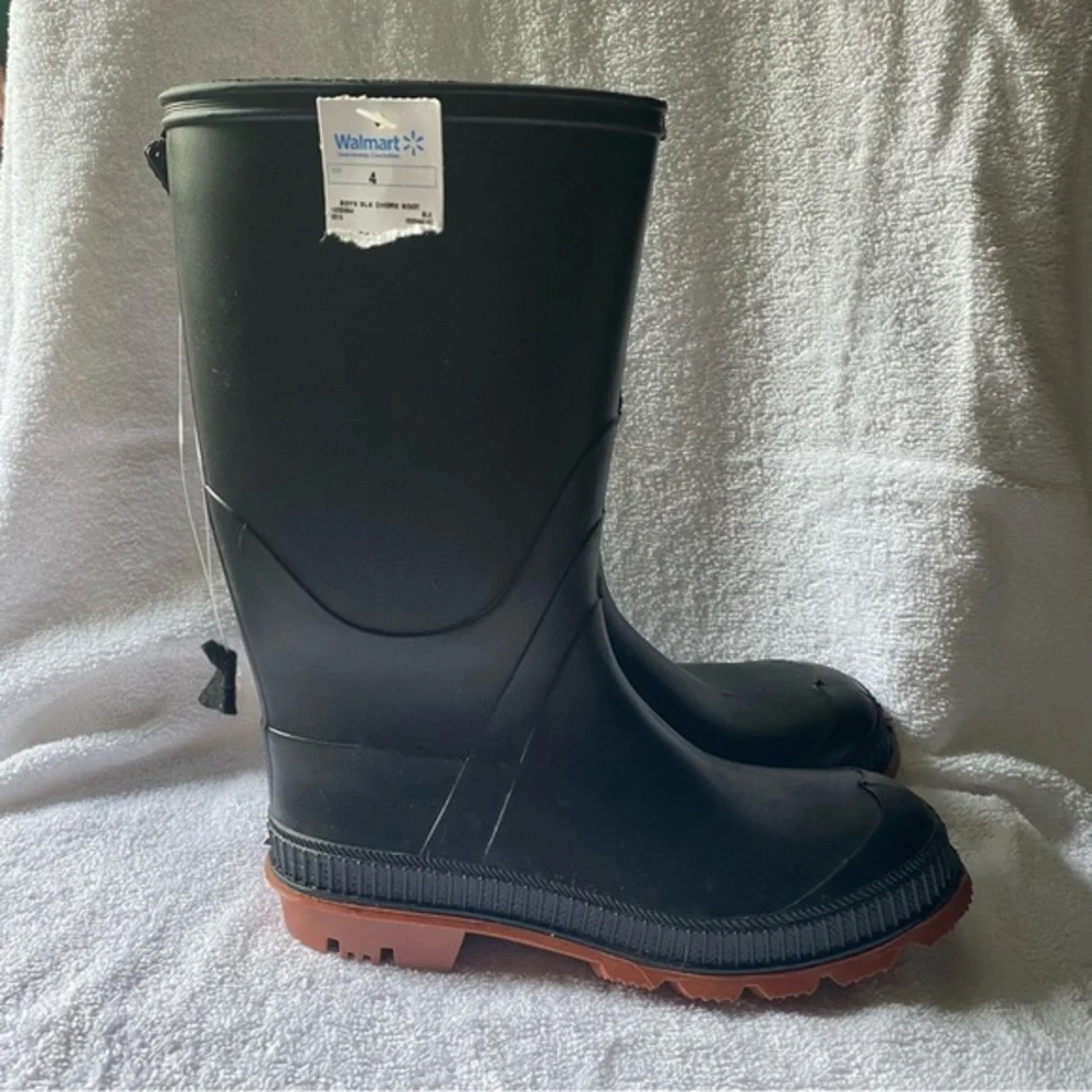 Boys Black Chore Rain Boots Big Boys Size 4 Slip On‎ Shoes New With Tags